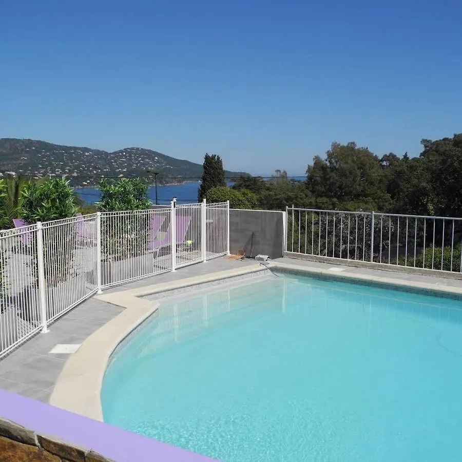Residence Le Mas Le Lavandou 0*,
